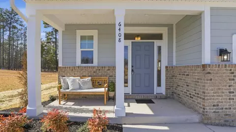 Exterior - 6404 Quinlynn Pl, Midlothian, VA 23112 photo 11 of 13