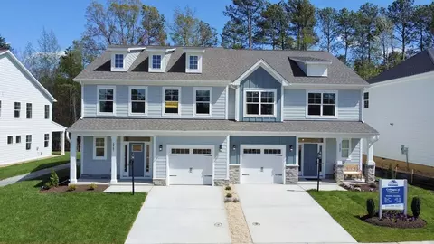 Exterior - 6404 Quinlynn Pl, Midlothian, VA 23112 photo 8 of 13