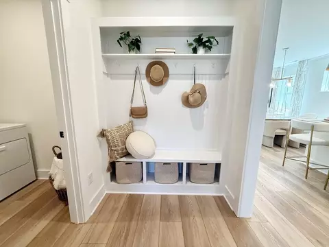 Entry Way - 6404 Quinlynn Pl, Midlothian, VA 23112 photo 2 of 6