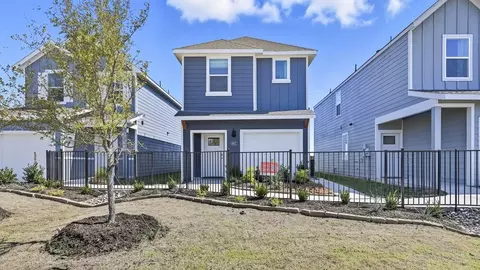 202 Arbor Dr, Princeton, TX 75407