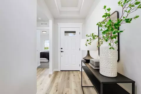 Entry Way - 3390 E Cedarhurst Dr, Meridian, ID 83642 photo 1 of 3