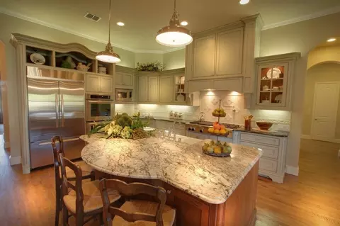 Kitchen - 5410 Elegance Pl, Manvel, TX 77578 photo 2 of 4