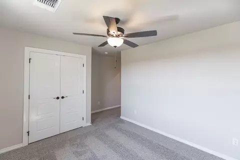 Bedroom - 5601 Junipero Dr, Mustang, OK 73064 photo 6 of 17
