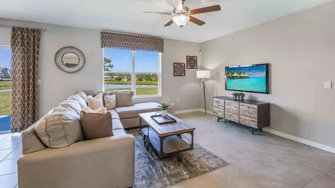 Living - 4982 Eagle Rock Dr, Wimauma, FL 33598 photo 1 of 1
