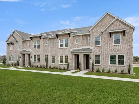 Exterior - 7629 Dakota Dr, Watauga, TX 76148 photo 2 of 3