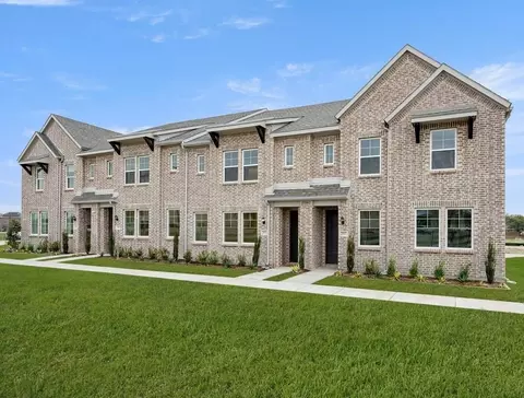 7629 Dakota Dr, Watauga, TX 76148