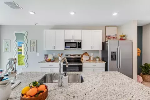Kitchen - 13516 Camelot Ct, Parrish, FL 34219 photo 1 of 12