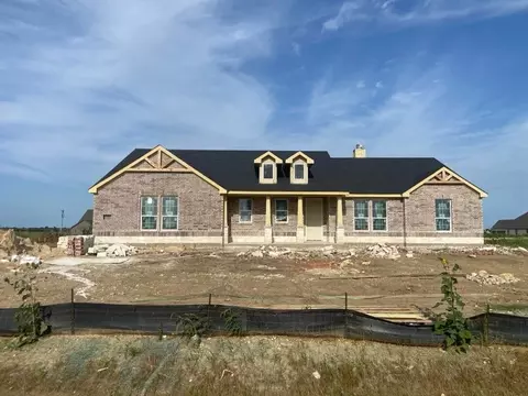 150 Sunny Side Dr, Valley View, TX 76272