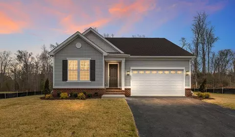 2243 Kennington Pkwy N, Aylett, VA 23009