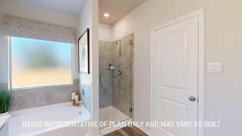 Bath - 14816 Armstrong Loop, Salado, TX 76571 photo 2 of 5