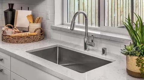 Kitchen - 5210 Yarrow Ave, Tracy, CA 95377 photo 9 of 9