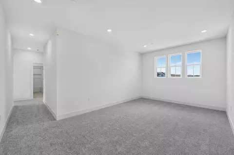 Bedroom - 5210 Yarrow Ave, Tracy, CA 95377 photo 2 of 6