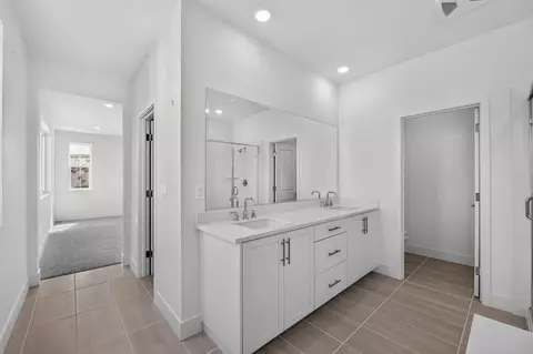 Entry Way - 5210 Yarrow Ave, Tracy, CA 95377 photo 1 of 1