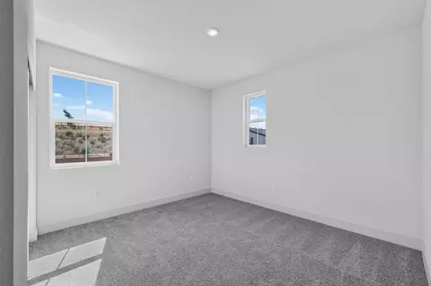 Bedroom - 5210 Yarrow Ave, Tracy, CA 95377 photo 5 of 6