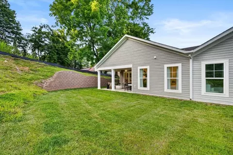 Exterior - 351 Whites Mill Rd, Abingdon, VA 24210 photo 6 of 17