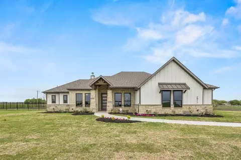 2911 Stella Rose Ct, Waxahachie, TX 75165