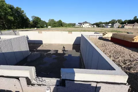 Other - 684 Fadley Loop E, Delaware, OH 43015 photo 1 of 9