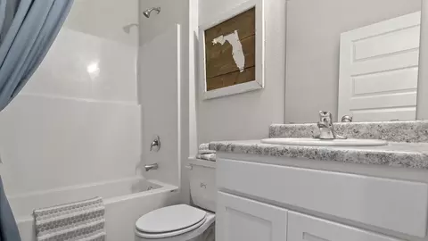 Bath - 3173 Silver Maple Rd, Cantonment, FL 32533 photo 2 of 2