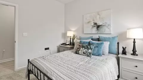 Bedroom - 3173 Silver Maple Rd, Cantonment, FL 32533 photo 5 of 6