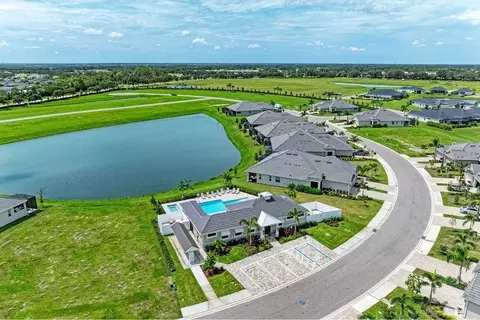 View/Area - 4085 Golden Creek Ter, Parrish, FL 34219 photo 9 of 10