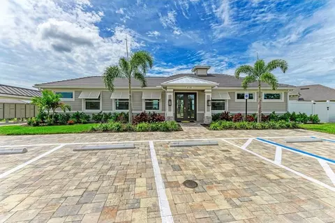 Exterior - 4085 Golden Creek Ter, Parrish, FL 34219 photo 8 of 19