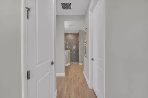 Entry Way - 4085 Golden Creek Ter, Parrish, FL 34219 photo 2 of 4