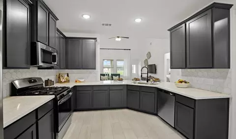 Kitchen - 18616 Shauna Danielle Dr, New Caney, TX 77357 photo 4 of 5