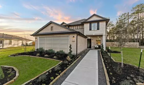 Exterior - 18616 Shauna Danielle Dr, New Caney, TX 77357 photo 2 of 3