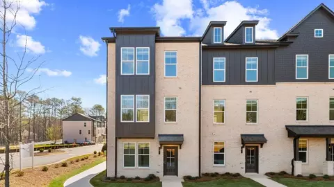 2802 Daybreak Ln, Newnan, GA 30265