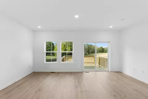 Living - 46 Silverbell Ave, Berlin, NJ 08009 photo 1 of 2