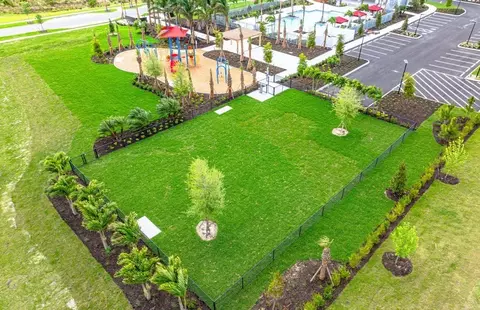 View/Area - 17470 Luminous Ave, Venice, FL 34293 photo 5 of 11