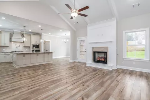 Living - 127 Laurel Branch Dr, Dothan, AL 36305 photo 1 of 4