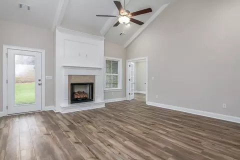 Living - 127 Laurel Branch Dr, Dothan, AL 36305 photo 2 of 4