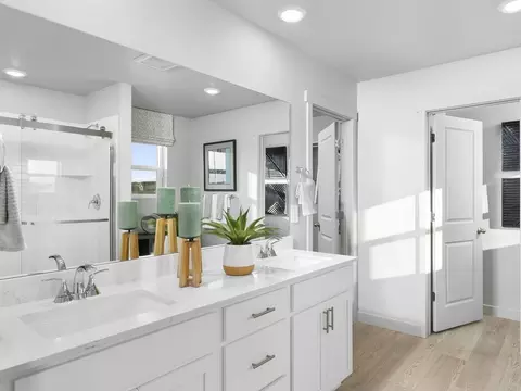 Bath - 903 N 200 E, Santaquin, UT 84655 photo 1 of 1