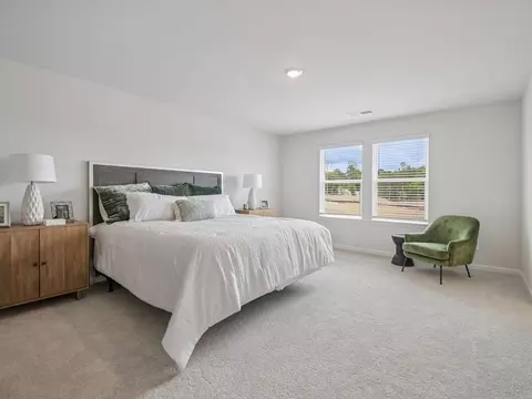 Bedroom - 6737 Warbler Ln, Lula, GA 30554 photo 4 of 8