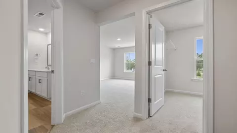 Entry Way - 787 Embark Cir, Greer, SC 29651 photo 7 of 12