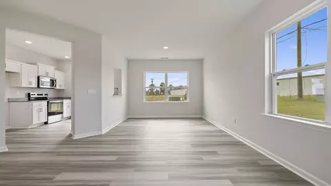 Living - 787 Embark Cir, Greer, SC 29651 photo 2 of 4