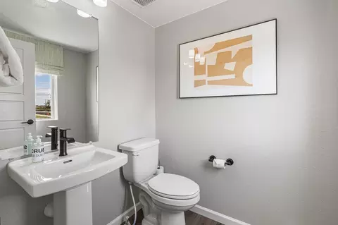 Bath - 1192 Prospect Aly, Brighton, CO 80601 photo 1 of 3