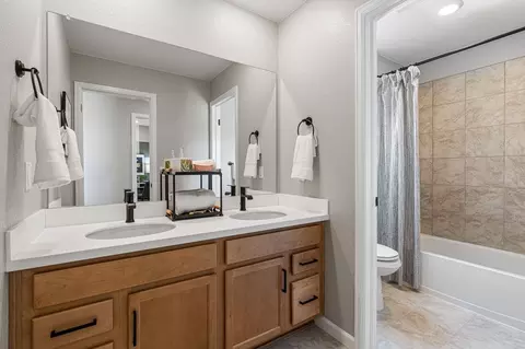 Bath - 1192 Prospect Aly, Brighton, CO 80601 photo 3 of 3