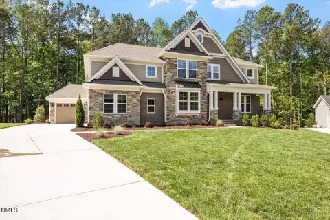 136 Ogden Cir, Clayton, NC 27527