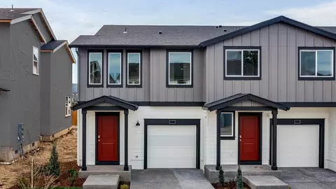 6198 SE 16th St, Gresham, OR 97080