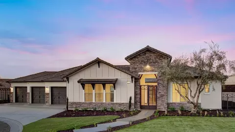 19618 Ventana Hills Dr, Clovis, CA 93619