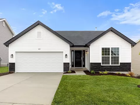 492 Evening Primrose Dr, Wentzville, MO 63385