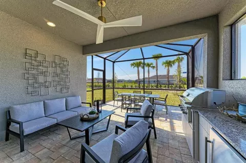 Exterior - 4085 Golden Creek Ter, Parrish, FL 34219 photo 2 of 2