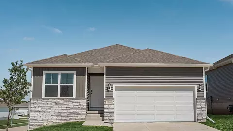 8513 S 184th Ter, Omaha, NE 68136