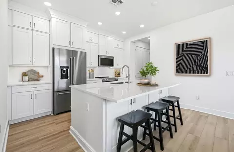 1937 Hillsong Ter, Palm Harbor, FL 34683