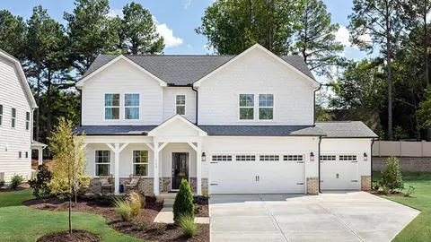 109 Hickory Grove Dr, Sanford, NC 27330
