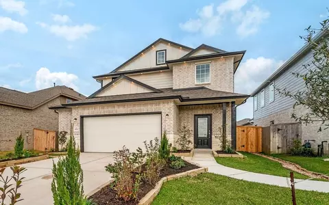 Exterior - 3610 Compass Pointe Ct, Angleton, TX 77515 photo 10 of 12