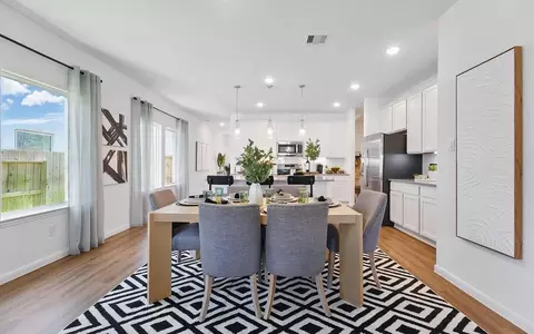 Dining - 3610 Compass Pointe Ct, Angleton, TX 77515 photo 3 of 3