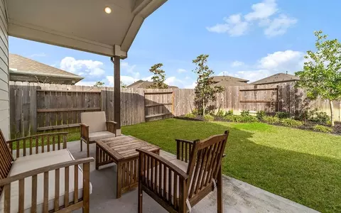 Exterior - 3610 Compass Pointe Ct, Angleton, TX 77515 photo 2 of 12